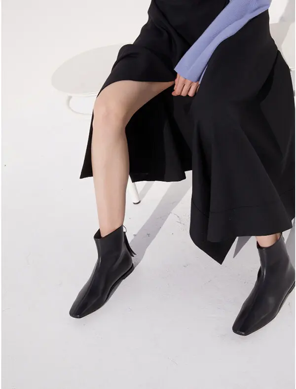 Bella Flat Ankle Boots Black