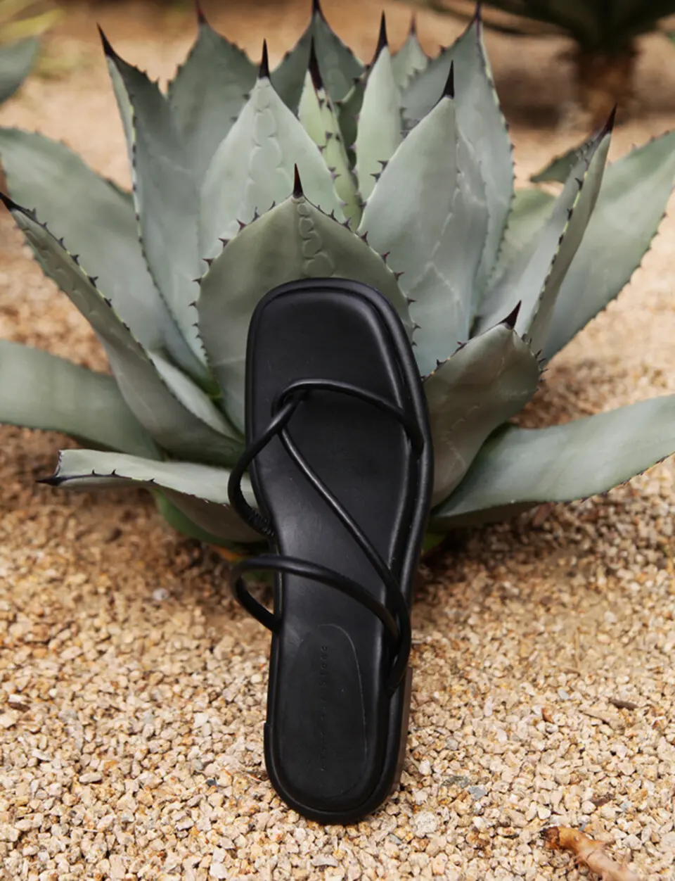 Maya Slides_Leather Black