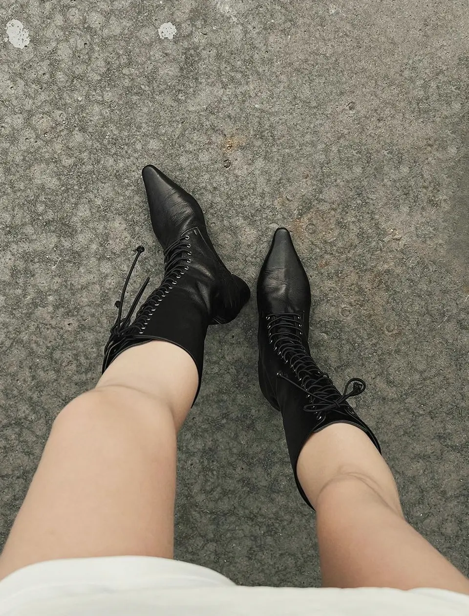 kara corset middle boots